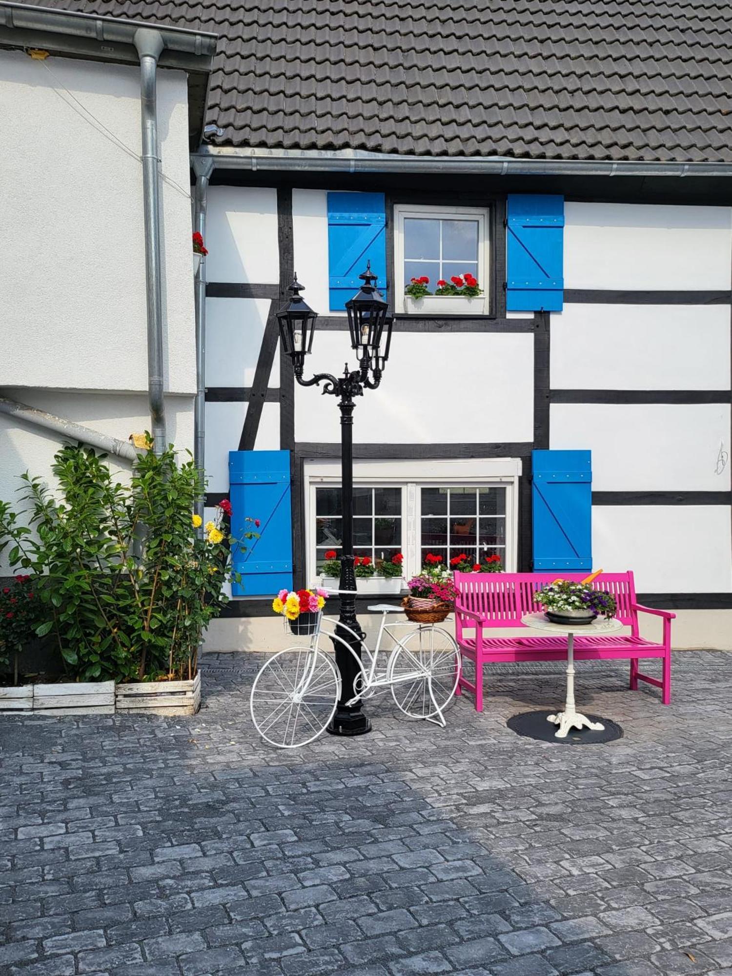 Ny-Golden Apartments-Dortmund Airport Dış mekan fotoğraf